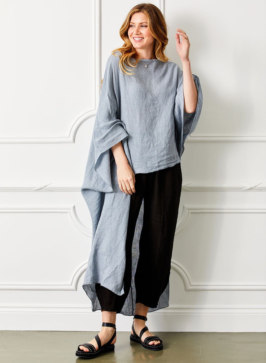 Mika Oversize Long Linen Asymetric Linen Top