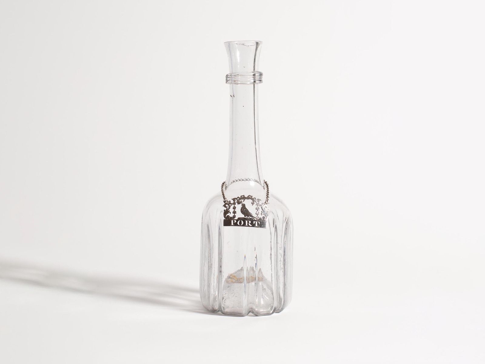 CL_WILLIAM IV SILVER ARMORIAL WINE LABEL - SILVER_HW0114HW0336