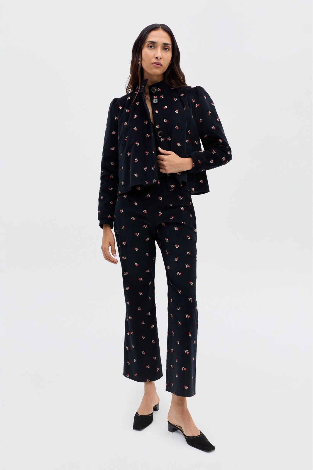 Olwen - Dandy Embroidery Deep Navy