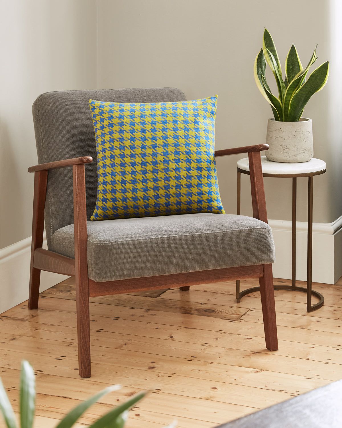 Houndstooth Baby Blue and Sunflower Yellow Cushion