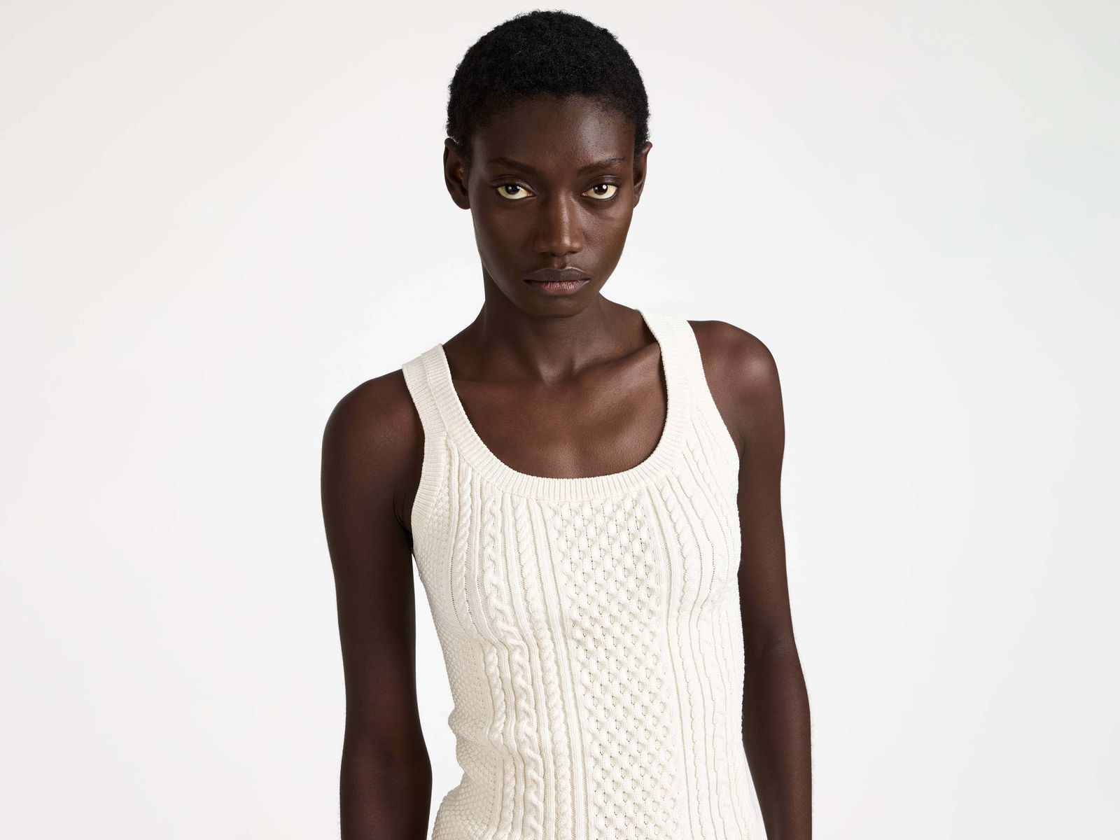 WOMENS CABLE-KNIT TANK TOP IN WHITE