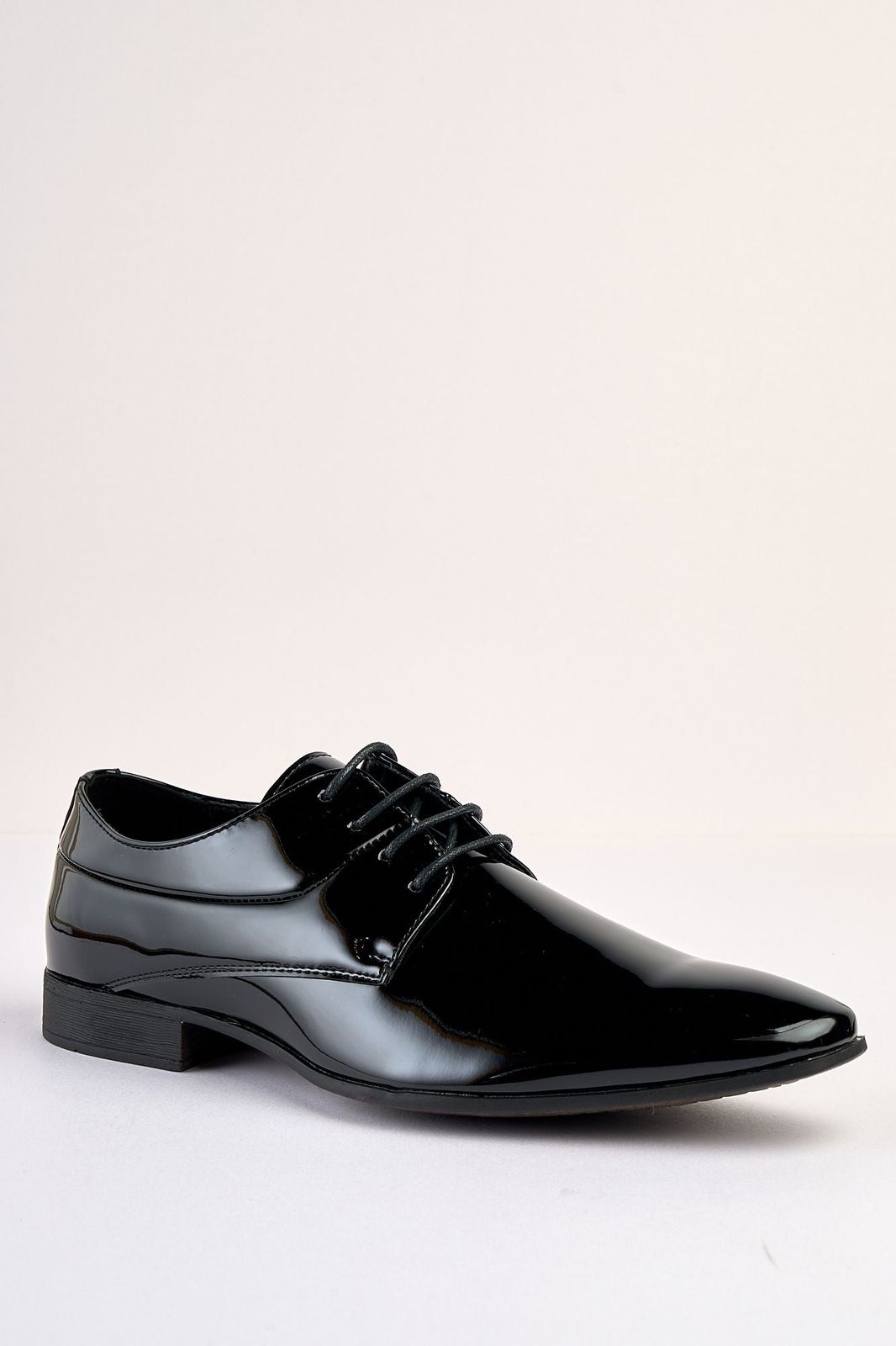 Velloro Black Patent Shoe