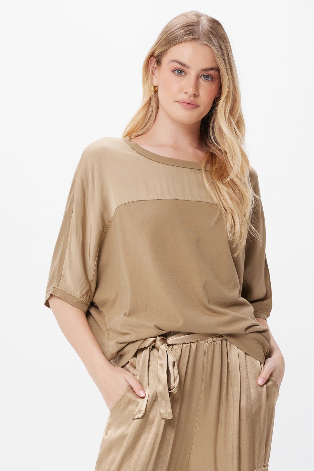 Mottie Satin & Jersey Oversize Tee