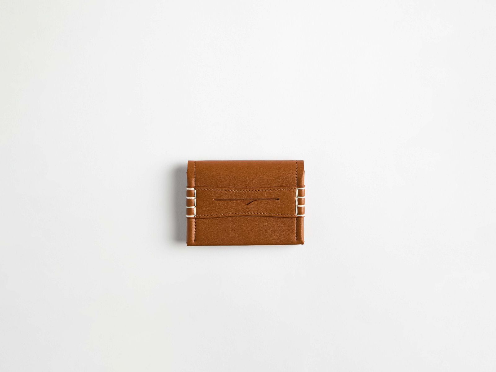 LEATHER LOAFER CARD HOLDER IN TAN