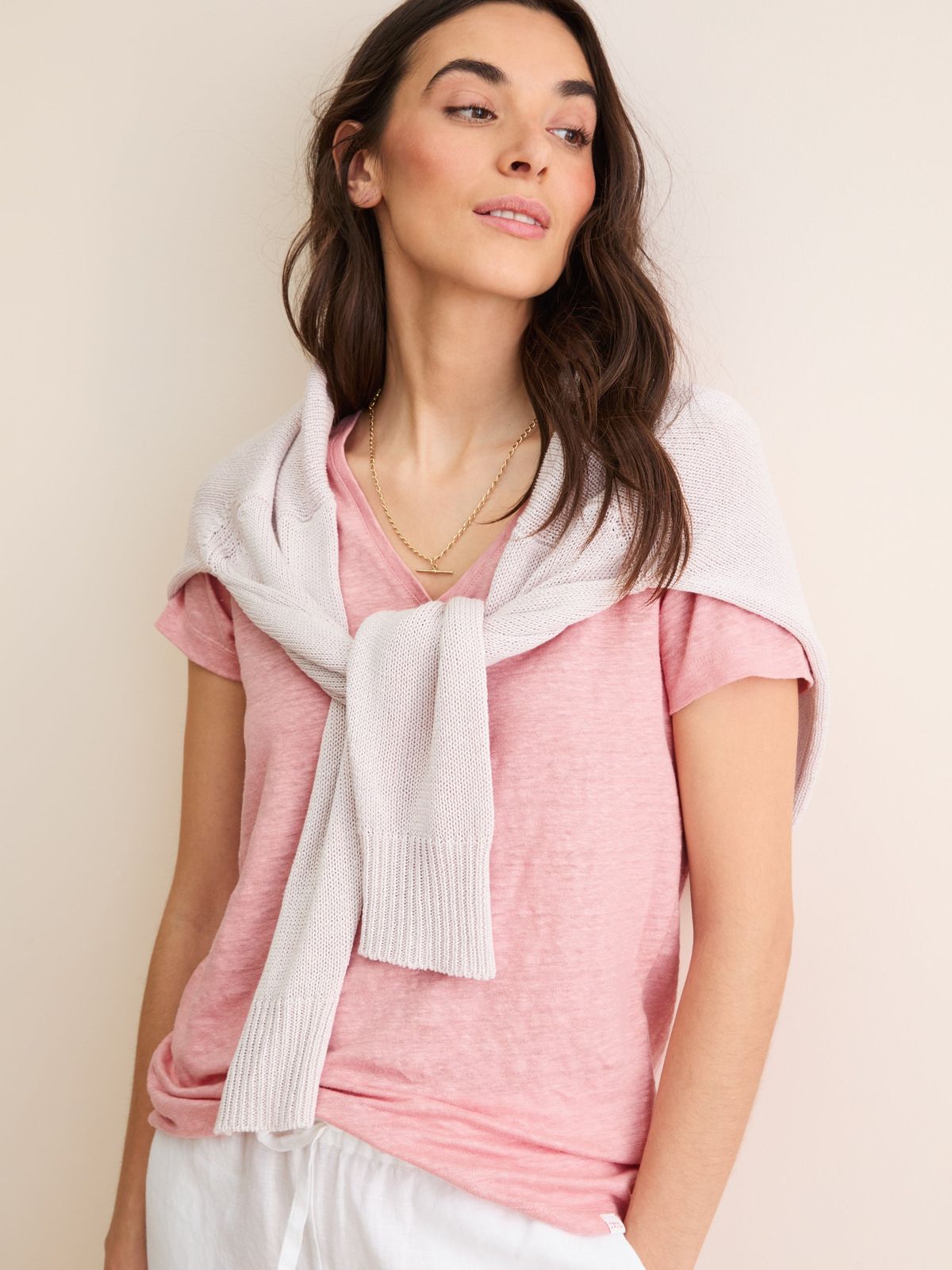 Jordan Linen V-Neck T-Shirt Pink