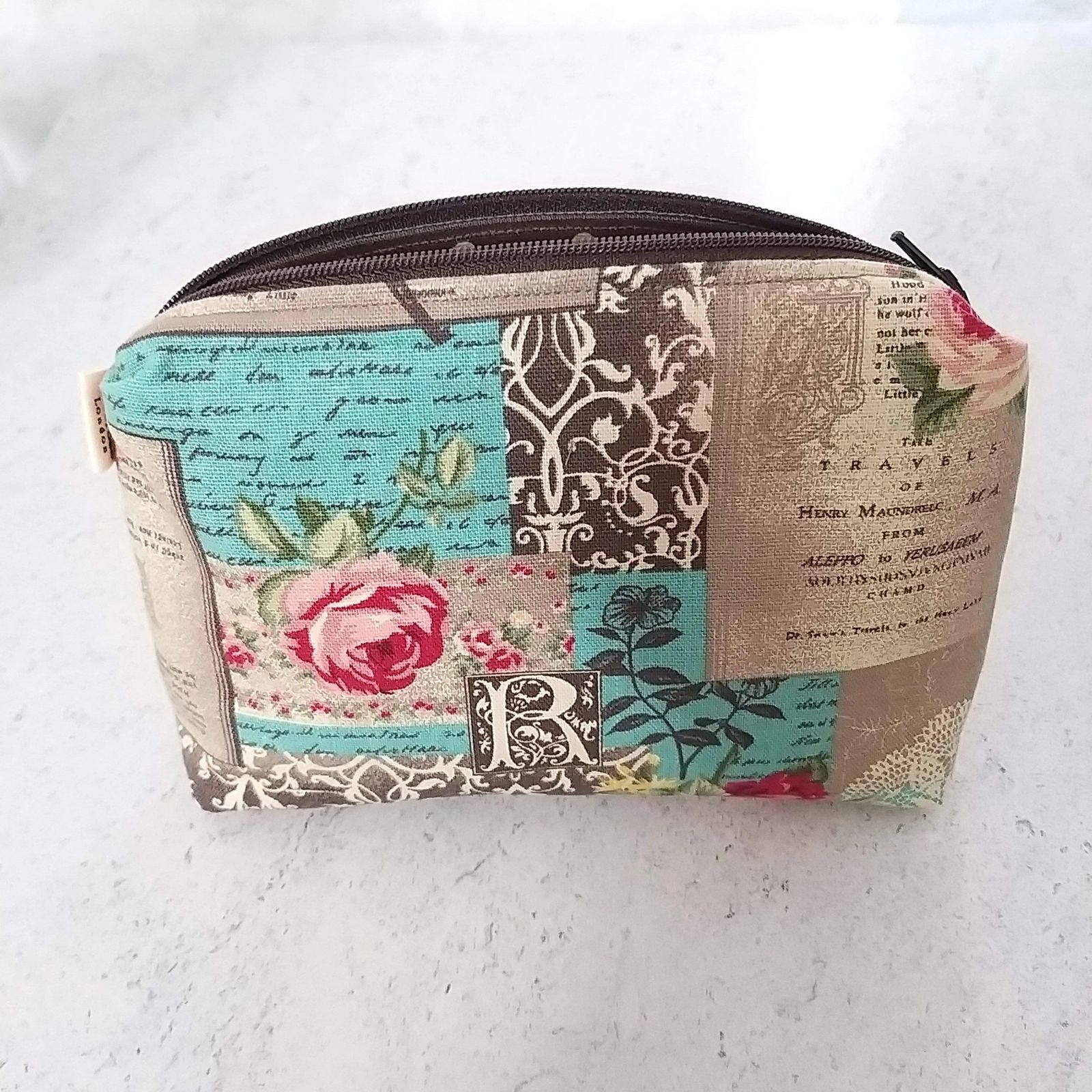 Zip Pouch - Vintage Rose