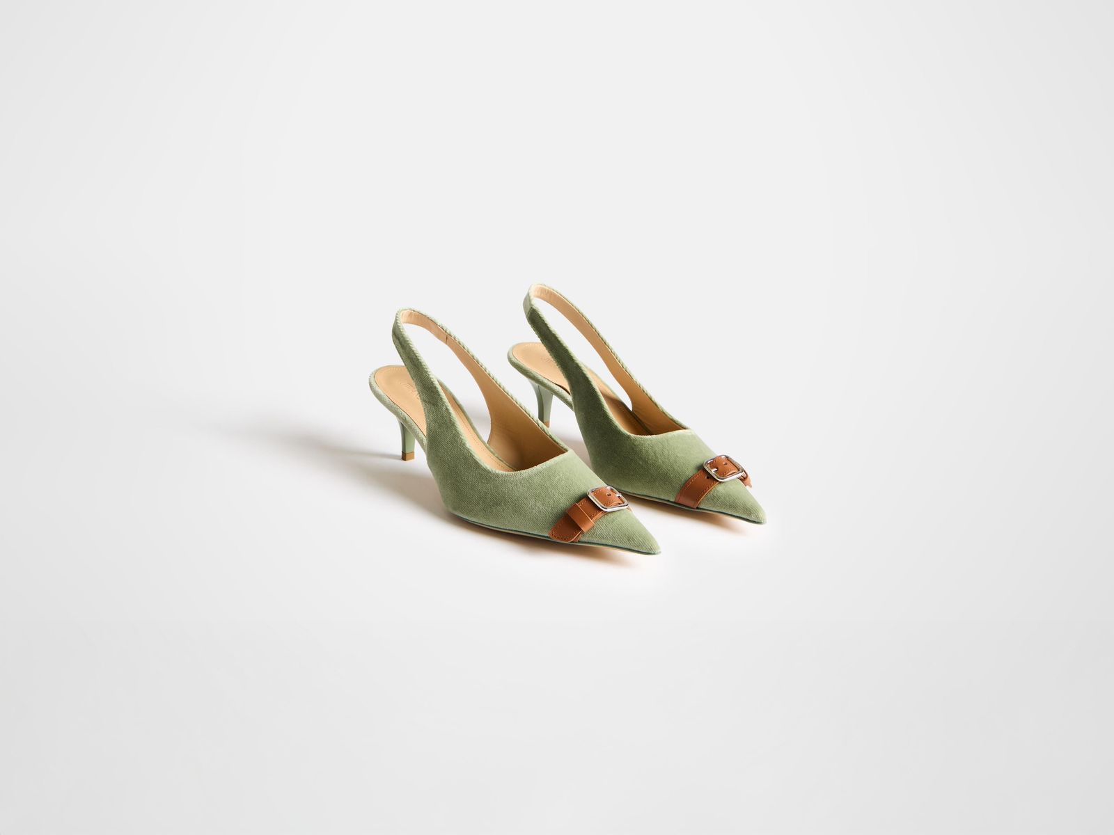 WOMENS BUCKLE SLING-BACK IN ARTICHOKE