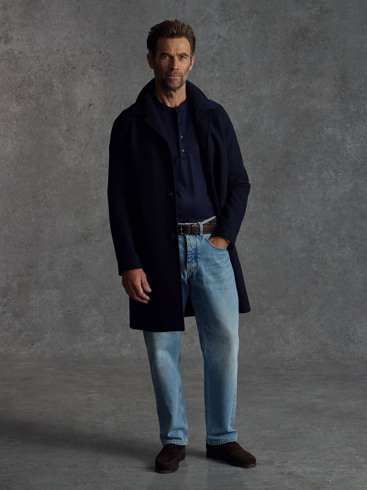The Woollen Crew Coat - Navy