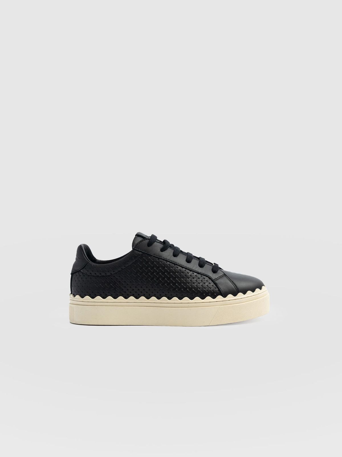 Brook Scallop Trainer - Black