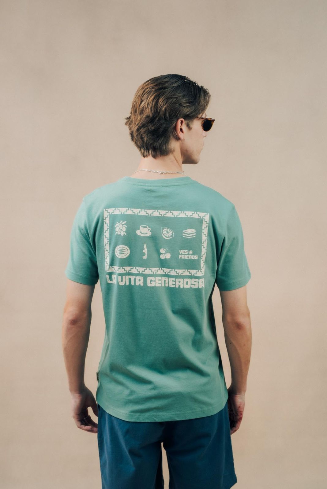 La Vita Generosa T-shirt