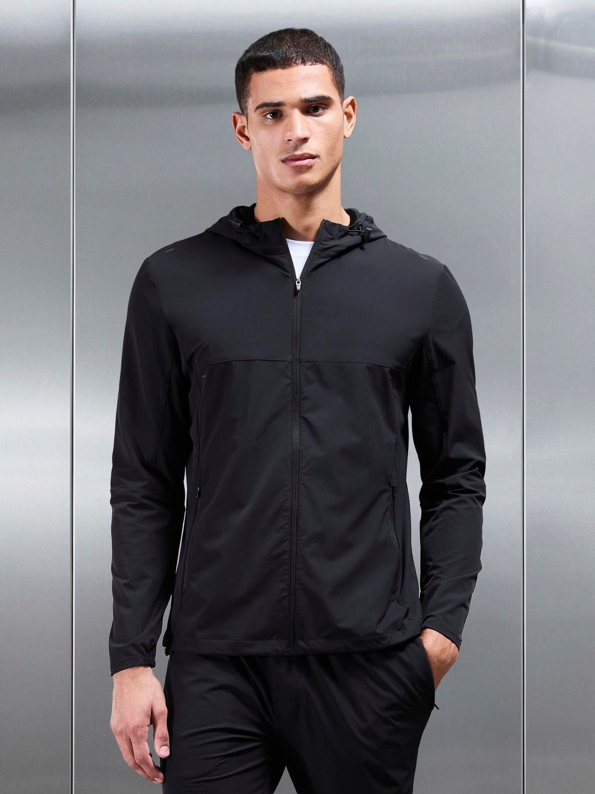 Active Windbreaker in Black