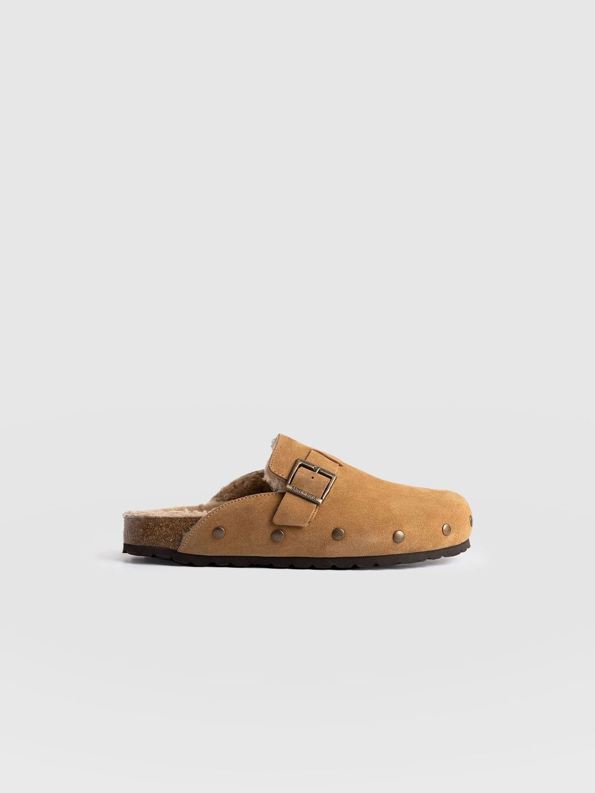 Studded Clogs - Tan Shearling
