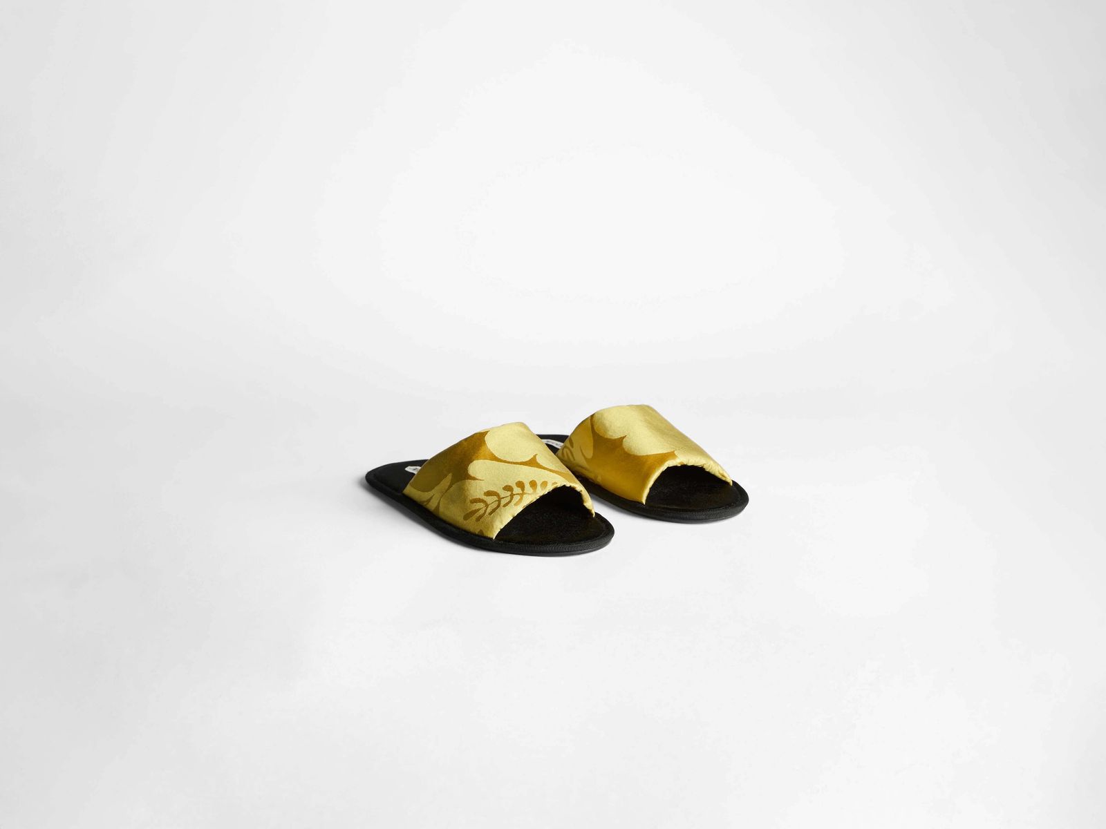 WOMENS OPEN TOE SLIDE IN CITRINE