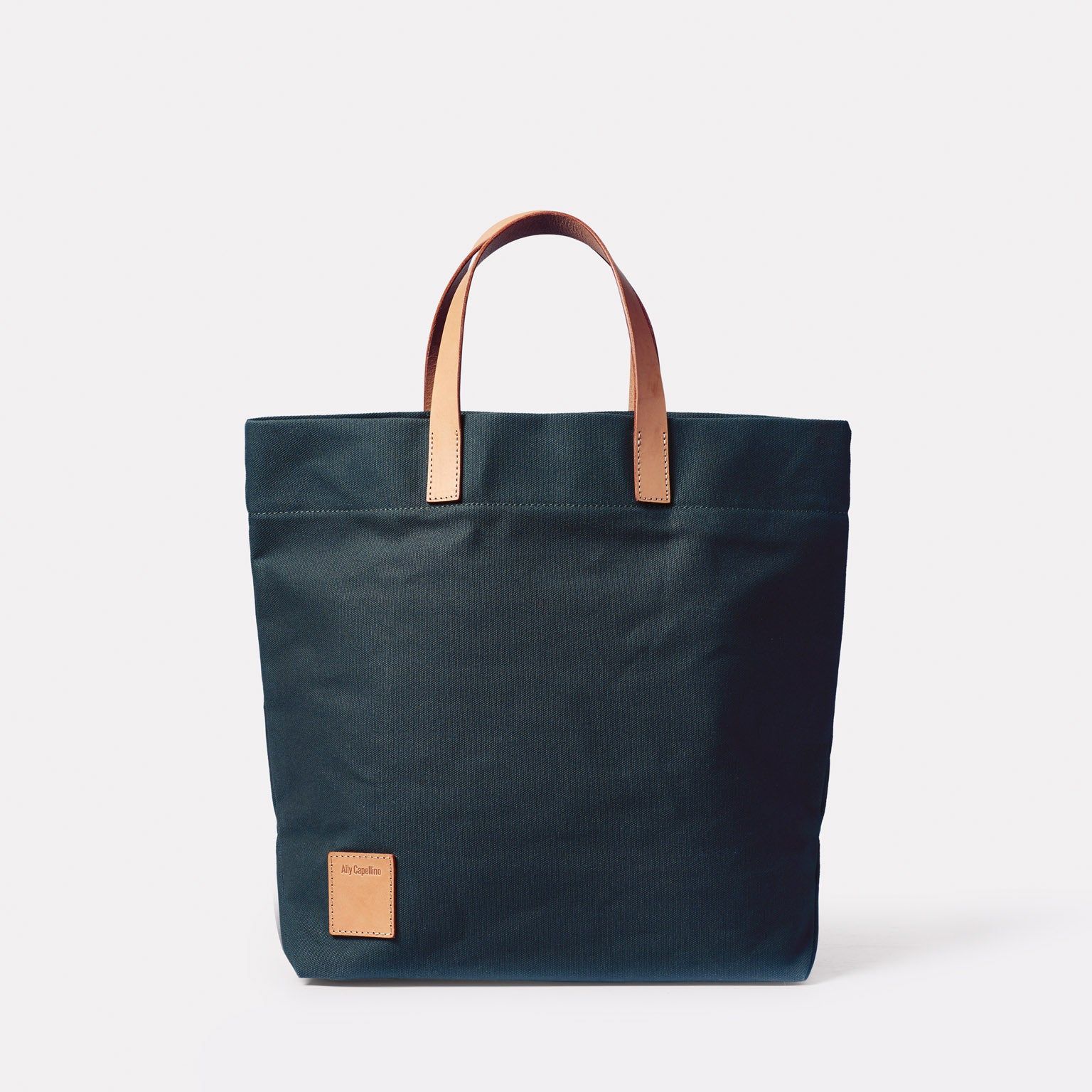 Carter Canvas Tote Bag in Navy