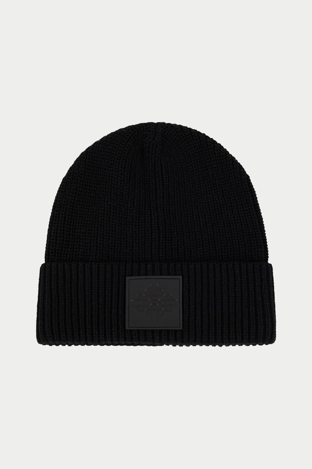 RIBBED EMBLEM BEANIE - BLACK