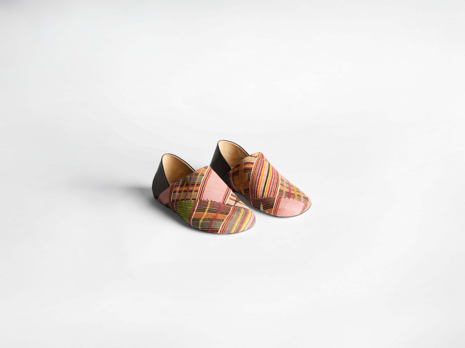 WOMENS SLIPPER MULES IN MULTI