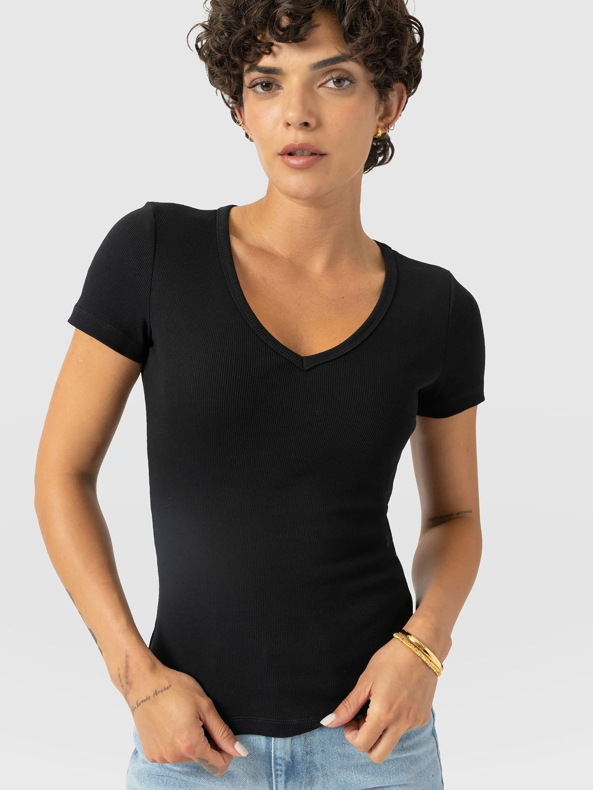 Ribbed V Neck Short Sleeve Tee - Black