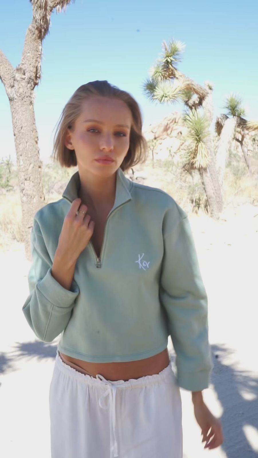 Lk

I have bought many pieces from Aarabhi, the quality is outstanding each piece is a work of art. The items always arrive very promptly. I have never been disappointed.
Keep it up 😍