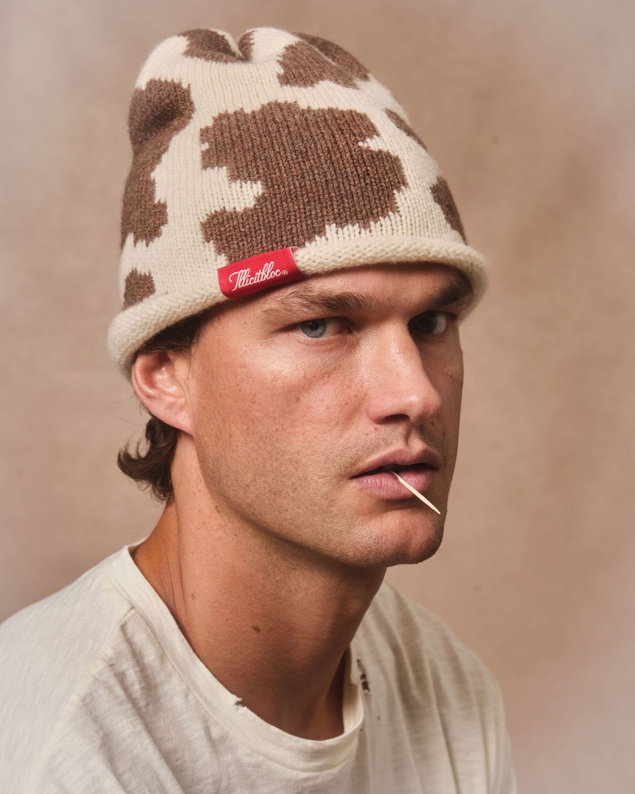 COWHIDE ROLL BEANIE - TABACCO