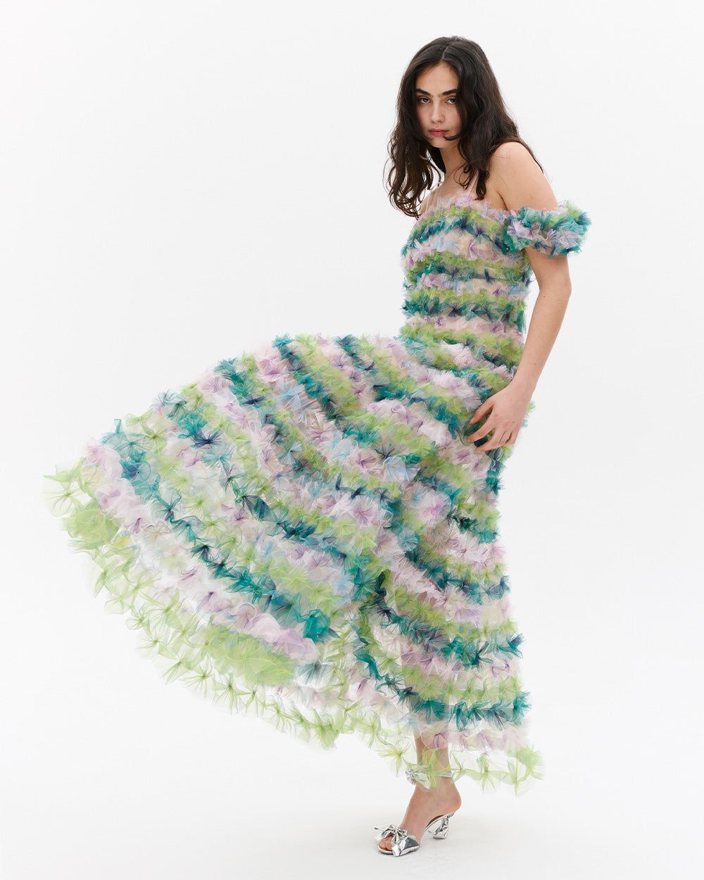 OFF-SHOULDER AIR-FLOWER GOWN