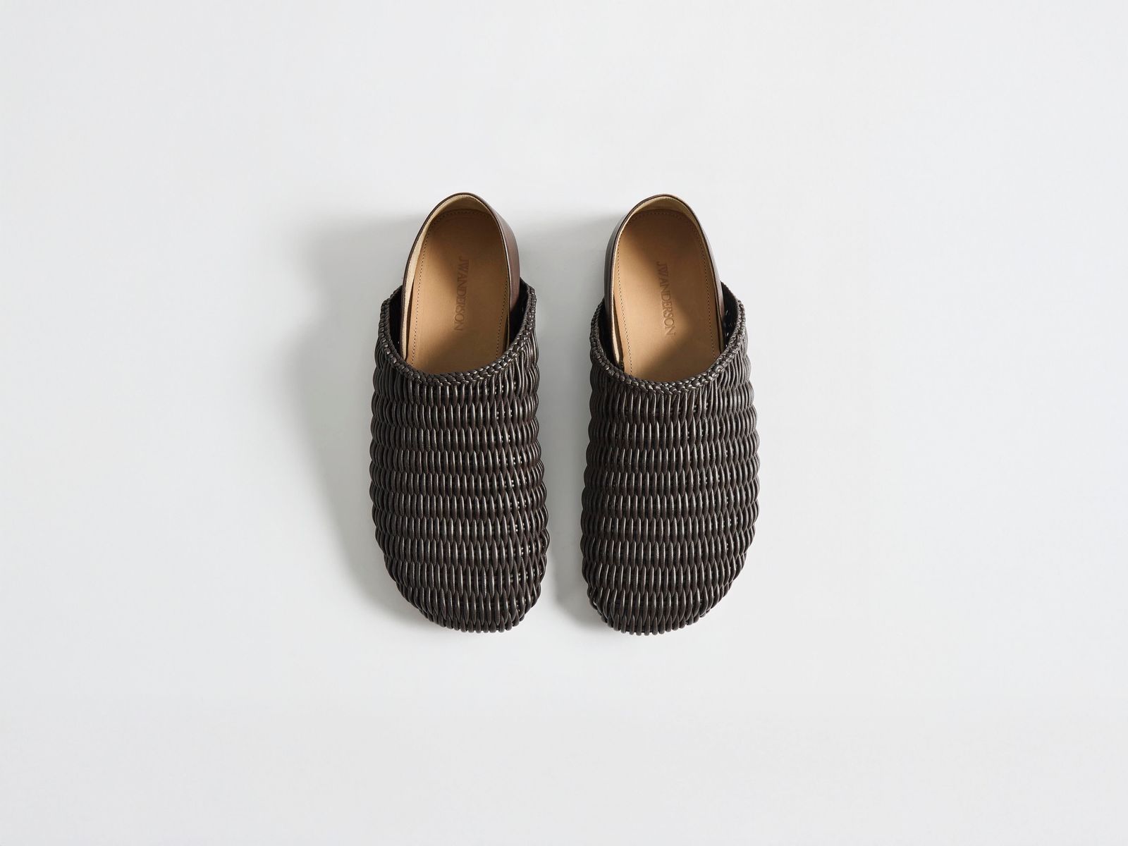 CL_MENS SLIPPER MULES IN WOVEN LEATHER