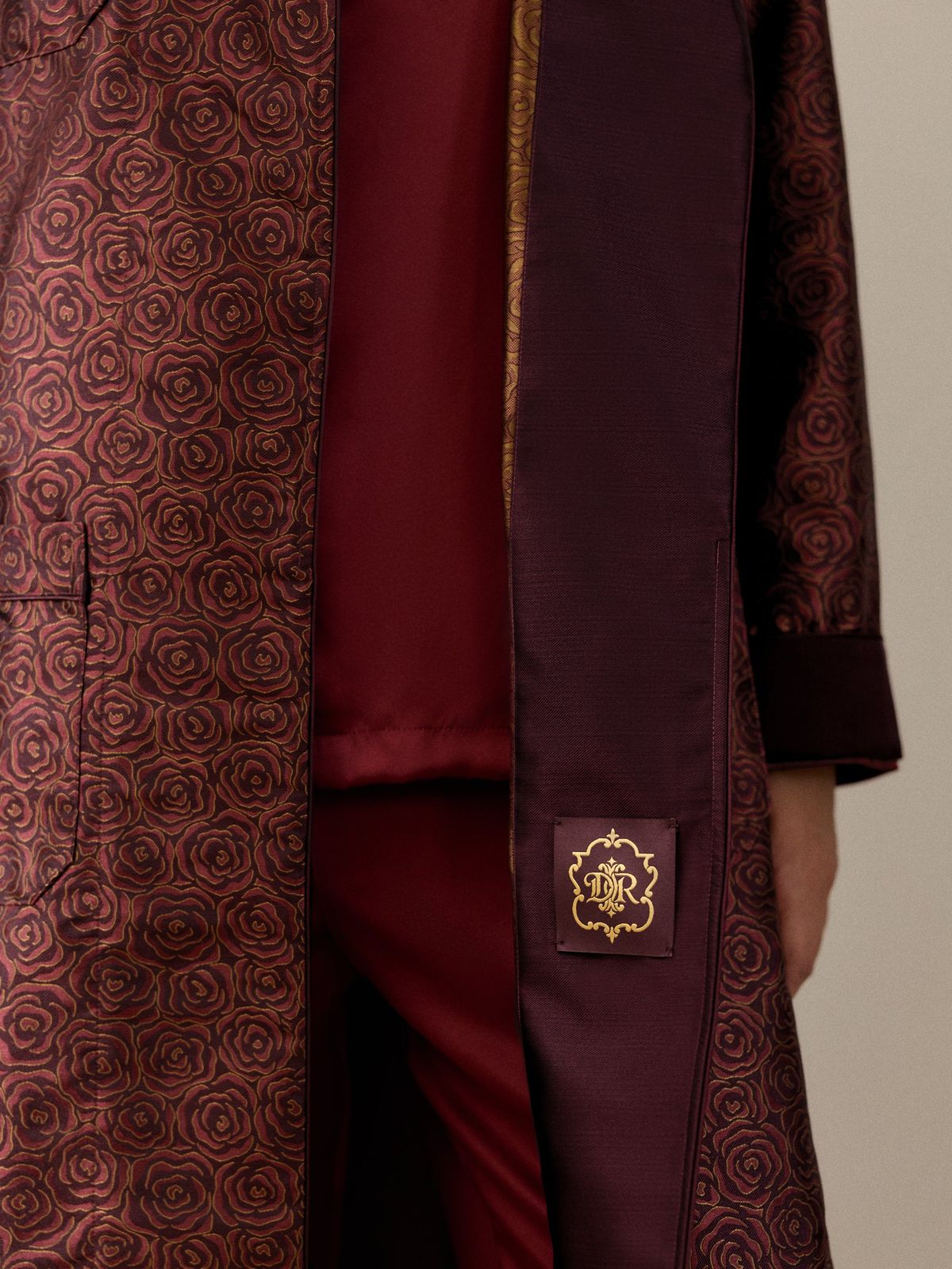 Verona Silk Jacquard Dressing Gown Red Rose