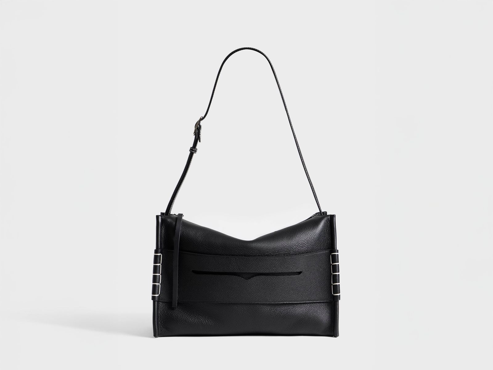 AW26 MESSENGER