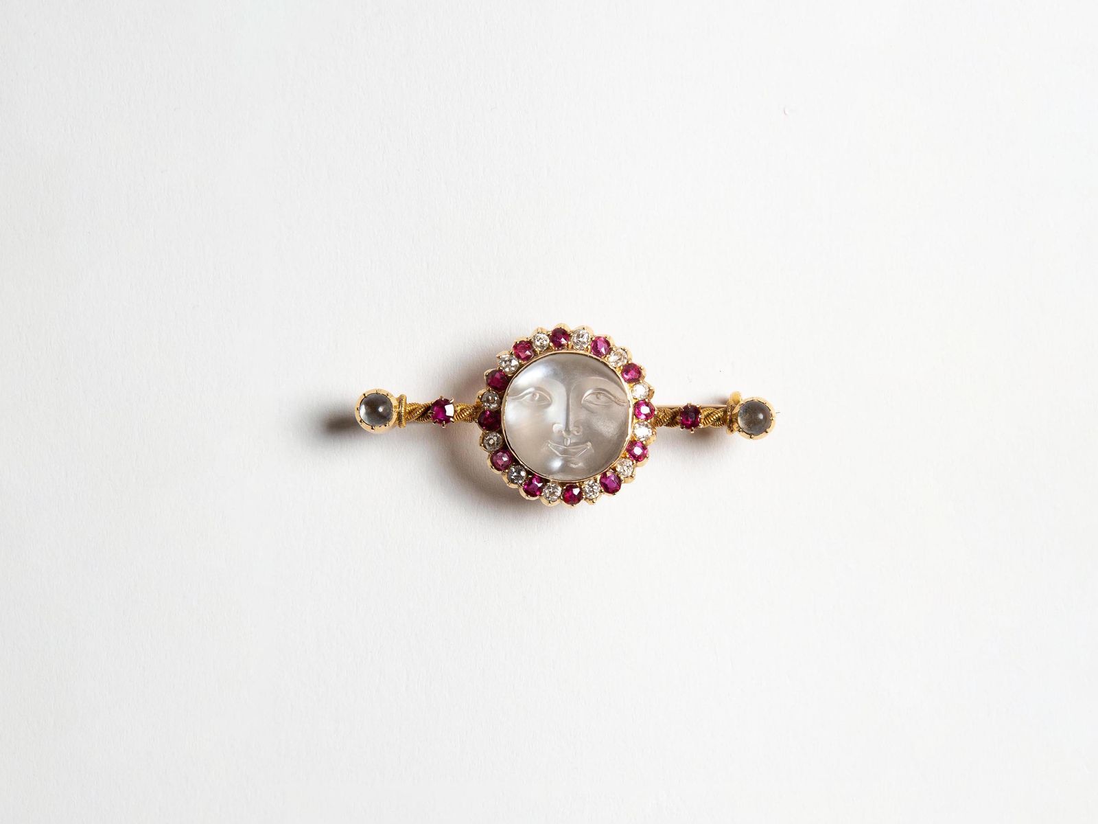 CL_MOONFACE BROOCH - GOLD_JY0281OT0098