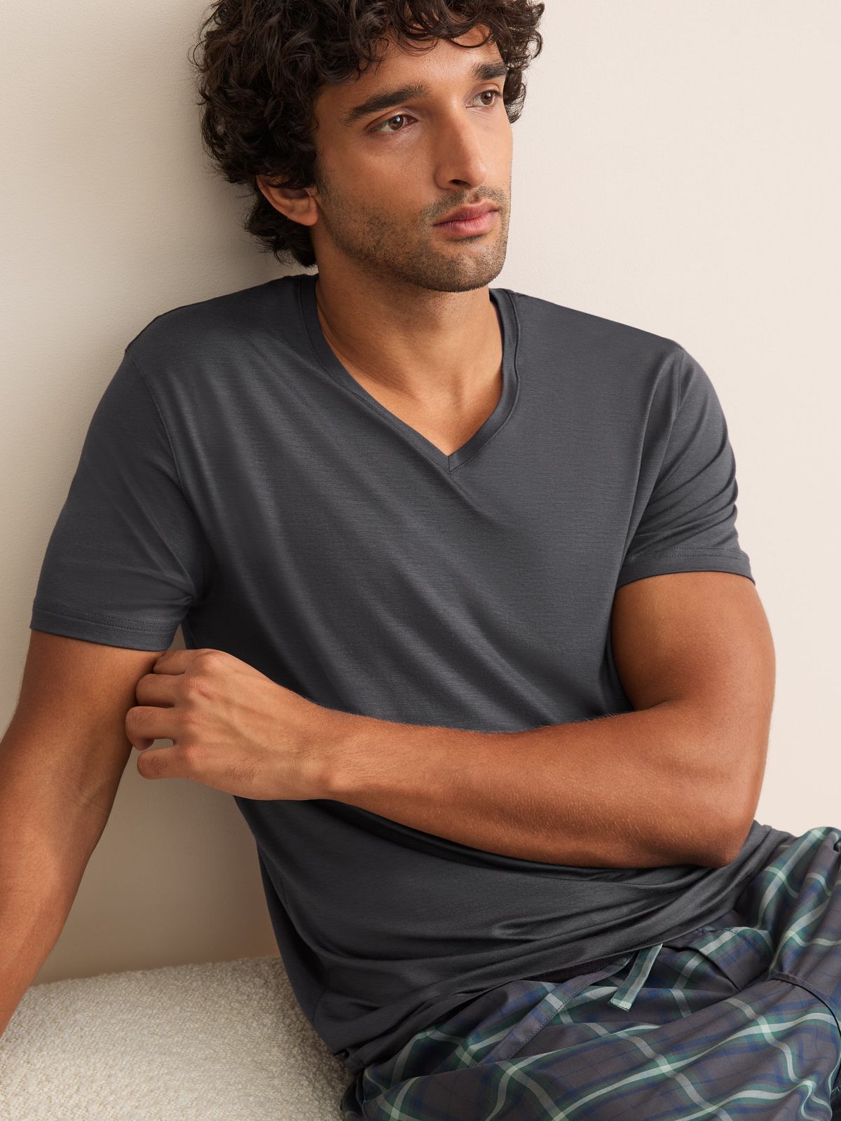 Basel Micro Modal V-Neck T-Shirt Elephant Grey