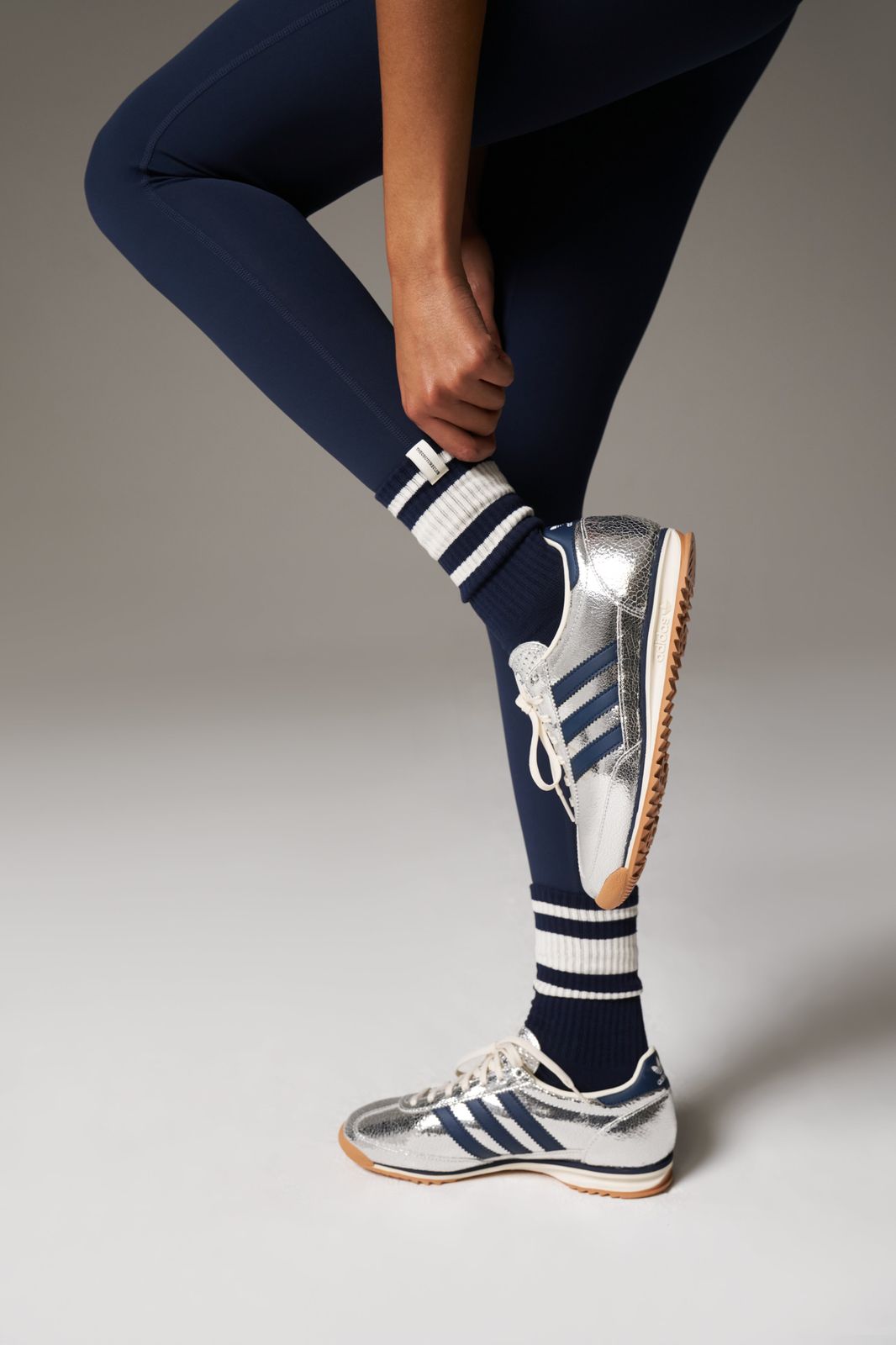 STRIPED BRANDED LABEL SOCK - DARK NAVY