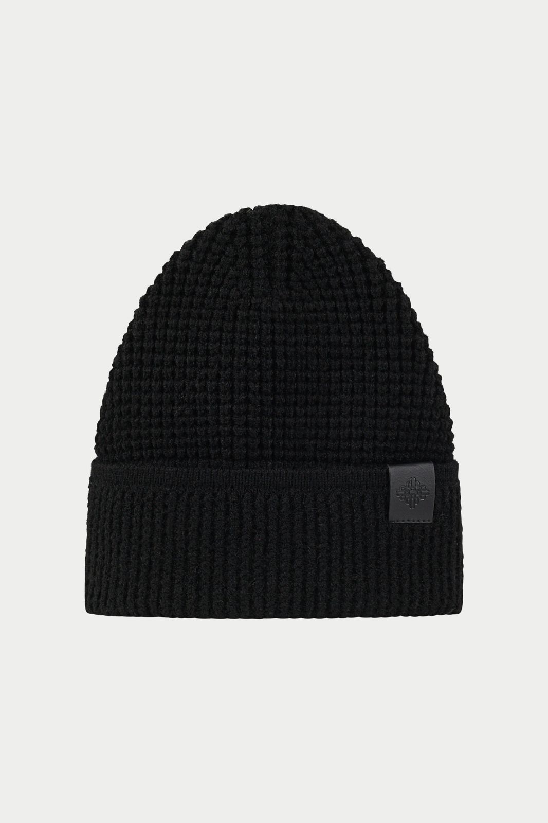 WAFFLE KNIT EMBLEM BEANIE - BLACK