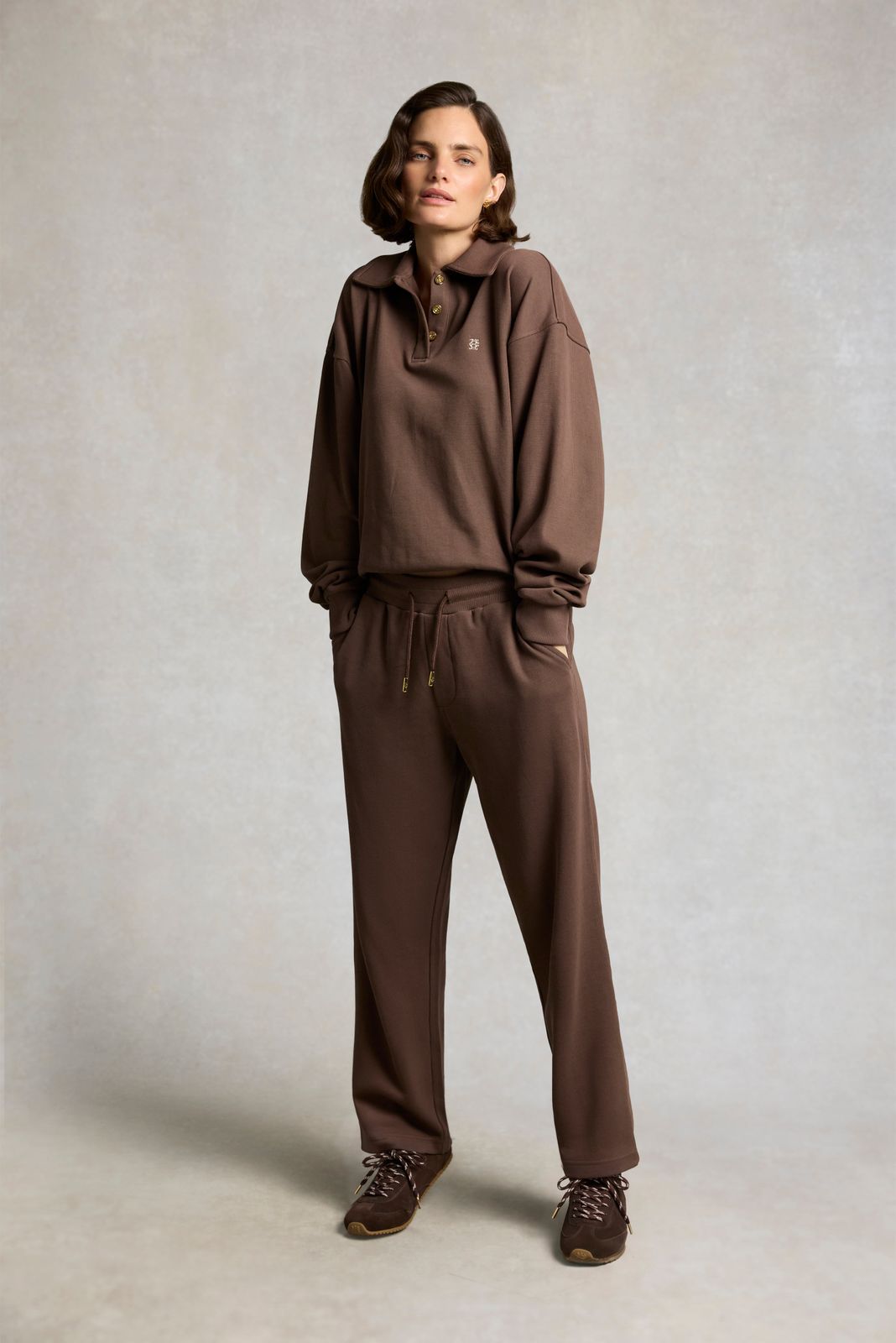 Barton Jogger (Walnut)