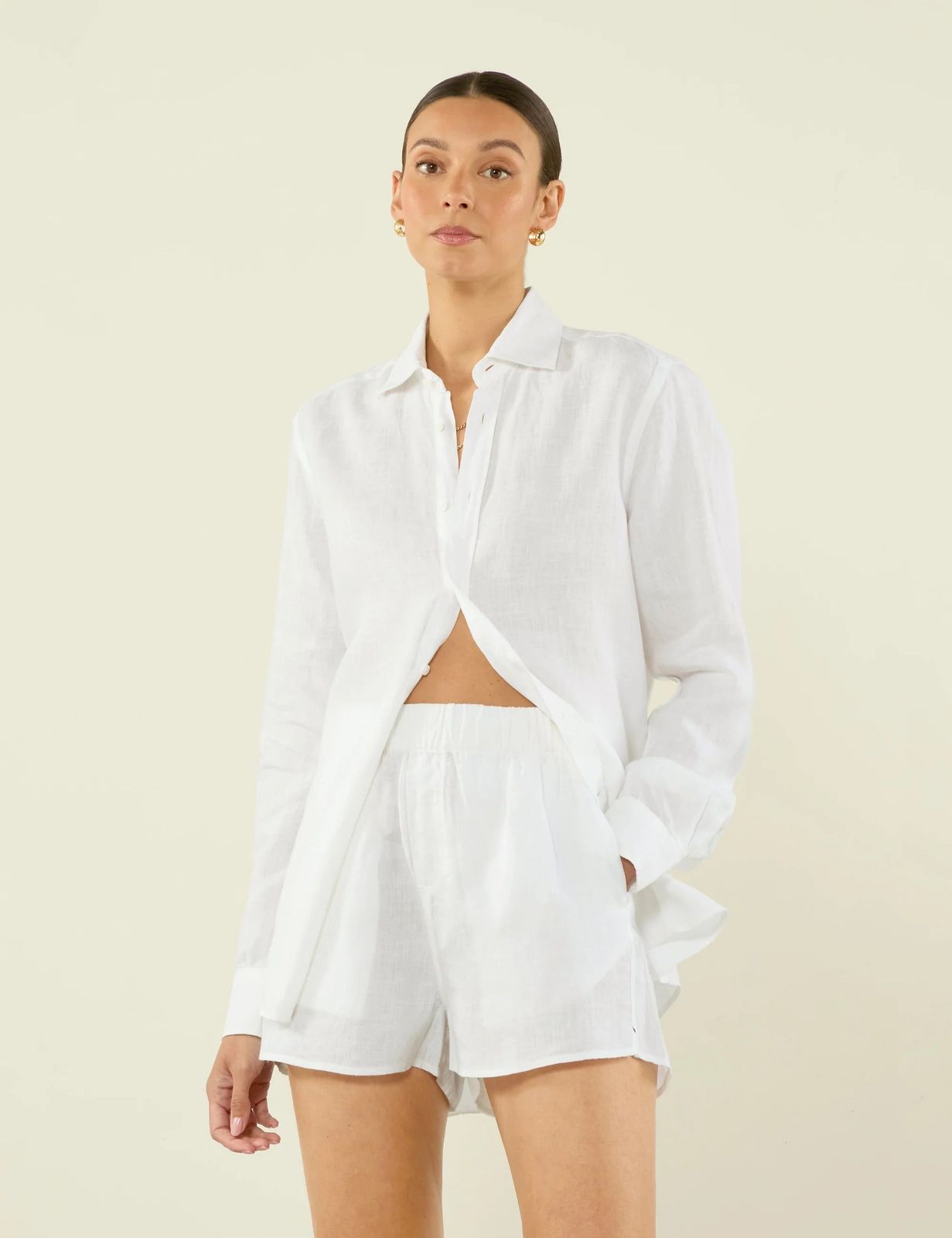 The Boxer: Linen, White