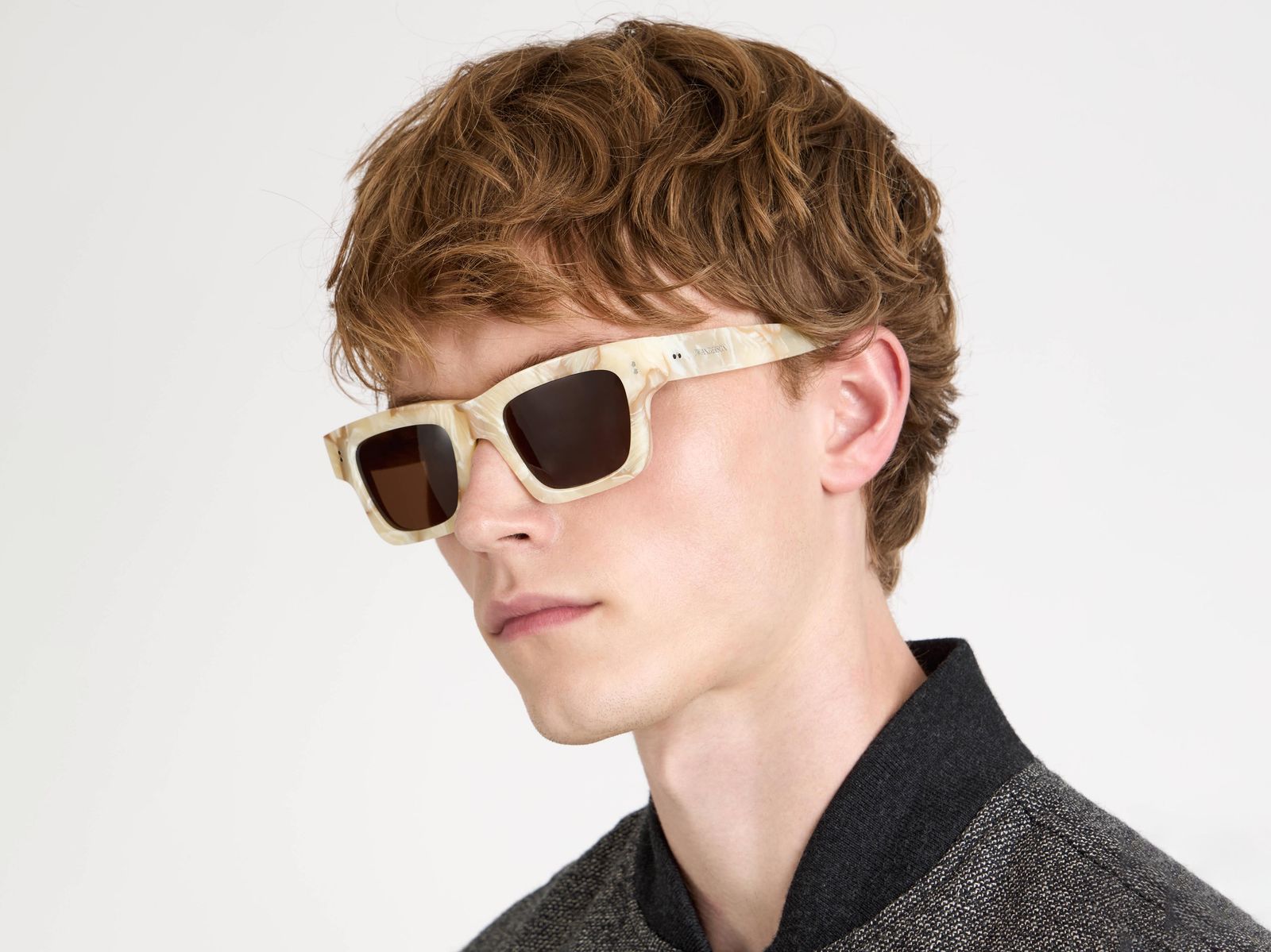 JWA02 RECTANGULAR SUNGLASSES IN MARBLE