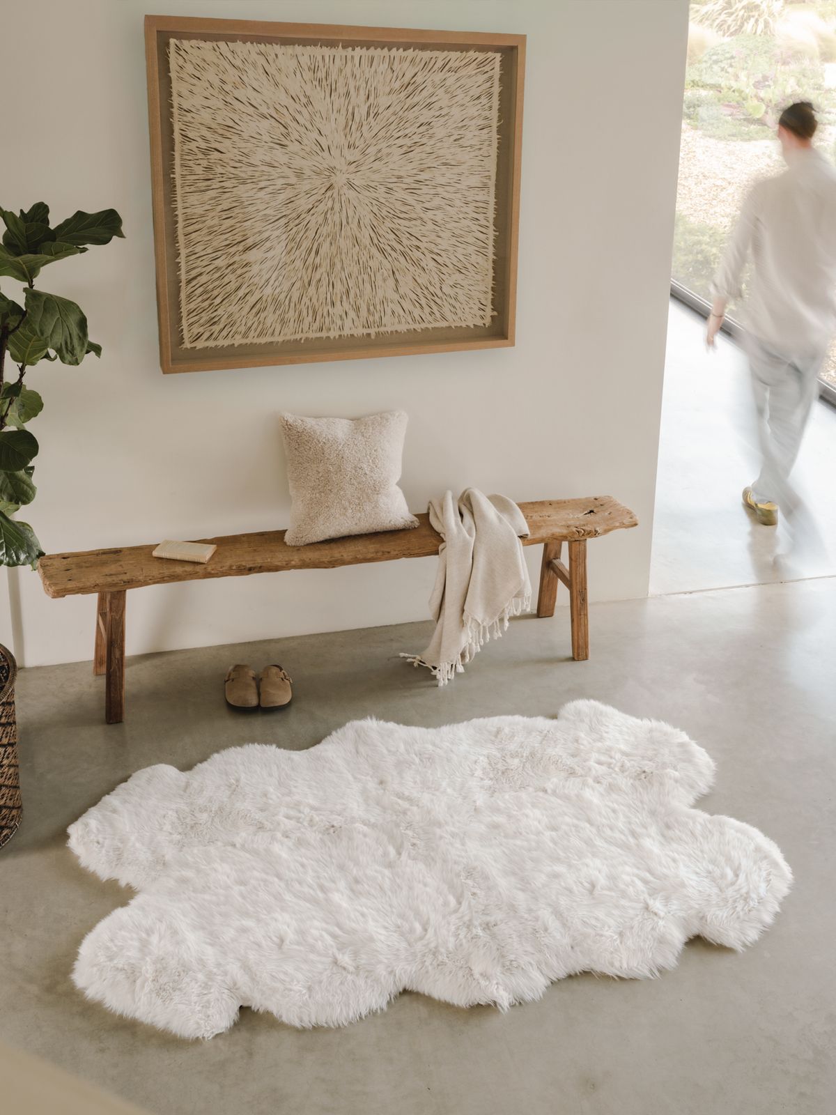 Quatro Sheepskin Rug - White