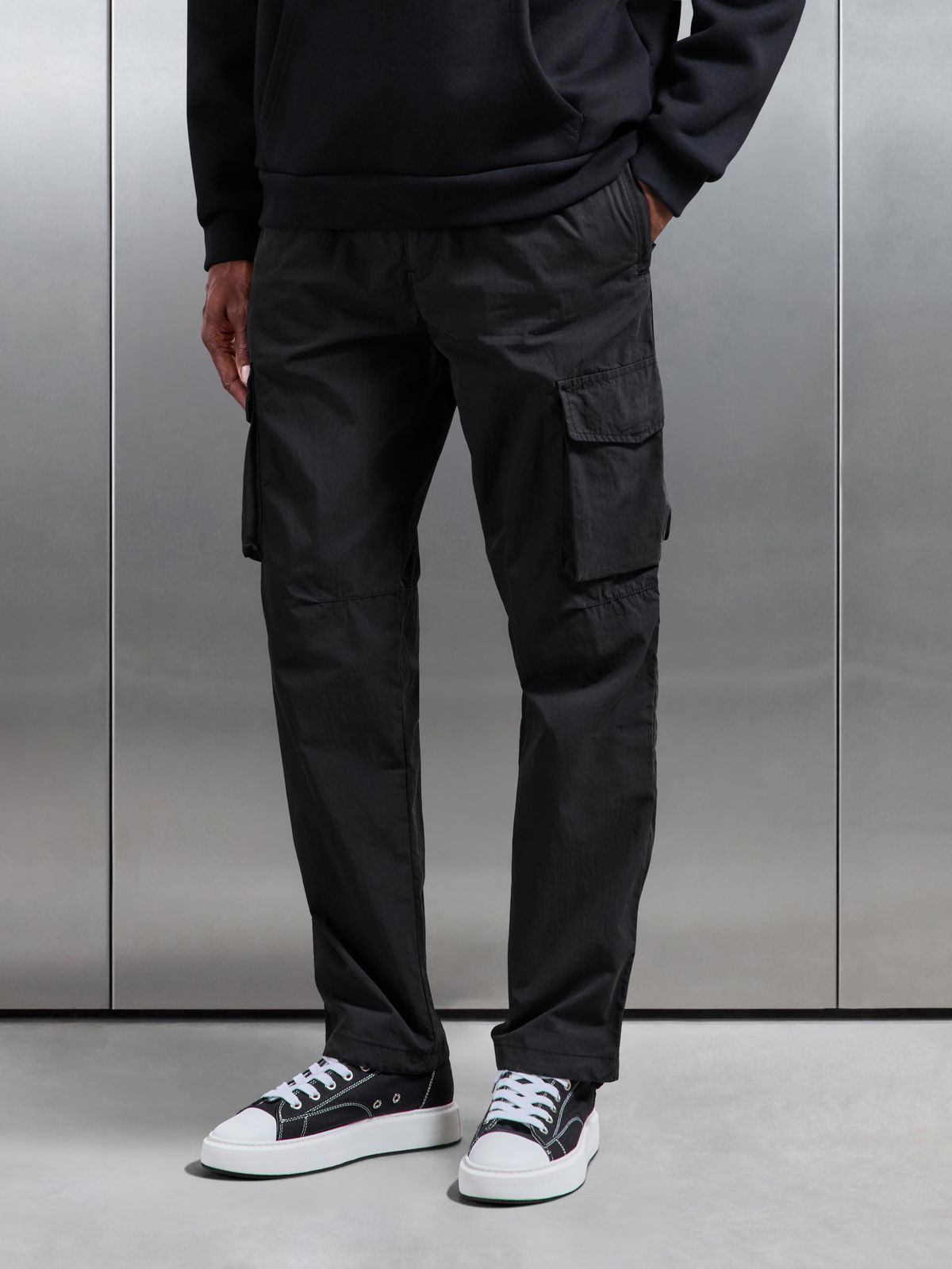Parachute Cargo Pant in Black