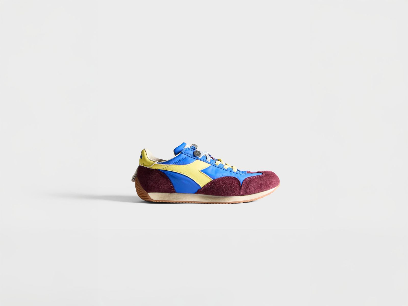 MENS JW ANDERSON X DIADORA EQUIPE TRAINERS IN PRINCESS BLUE