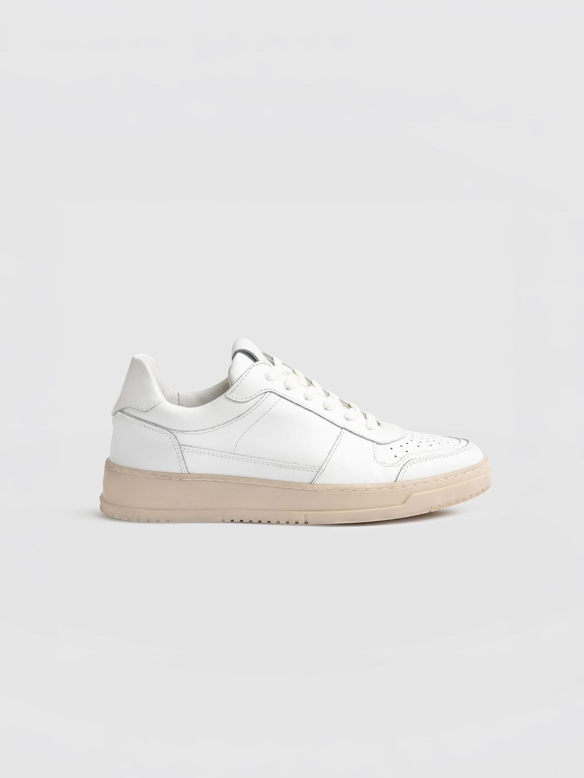 Onyx Trainer - White