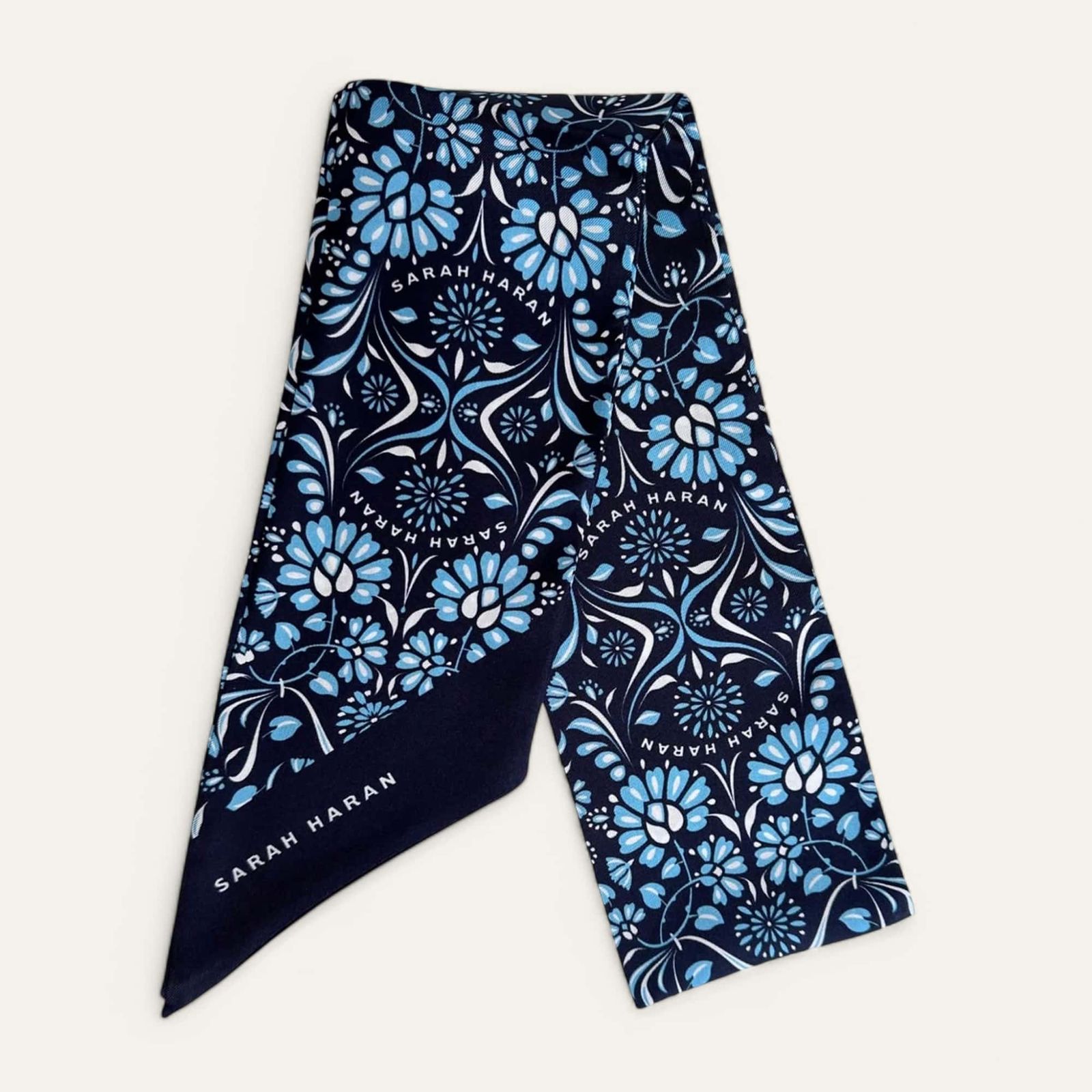 Juniper Scarf | Blue Daisy
