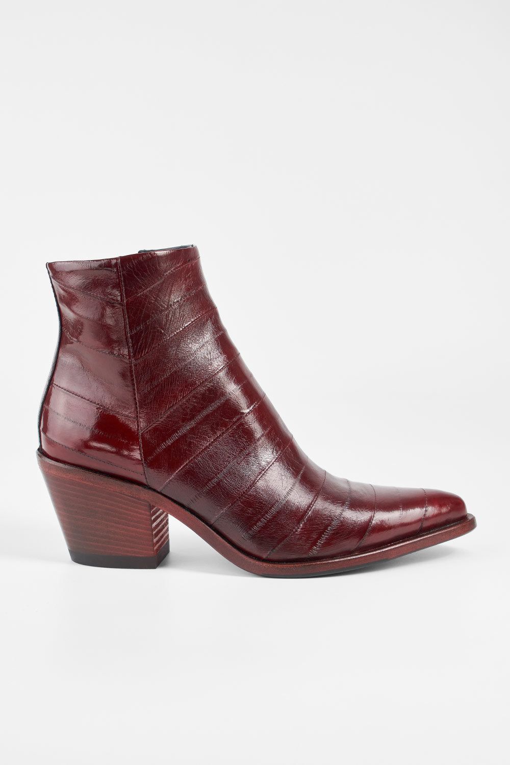 AUSTIN passion-red texan boots.