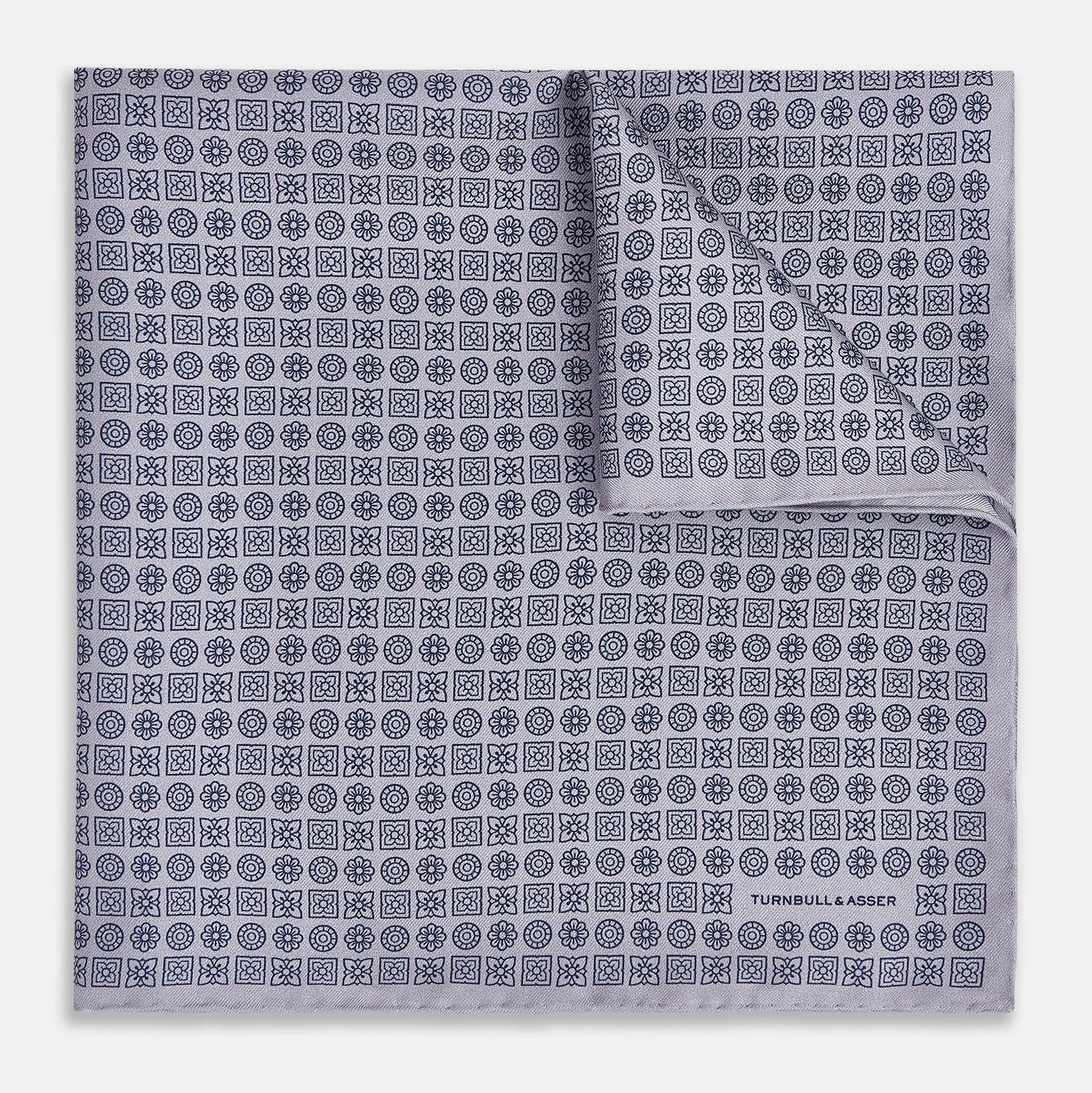 Rosette Lilac Pocket Square in Silk