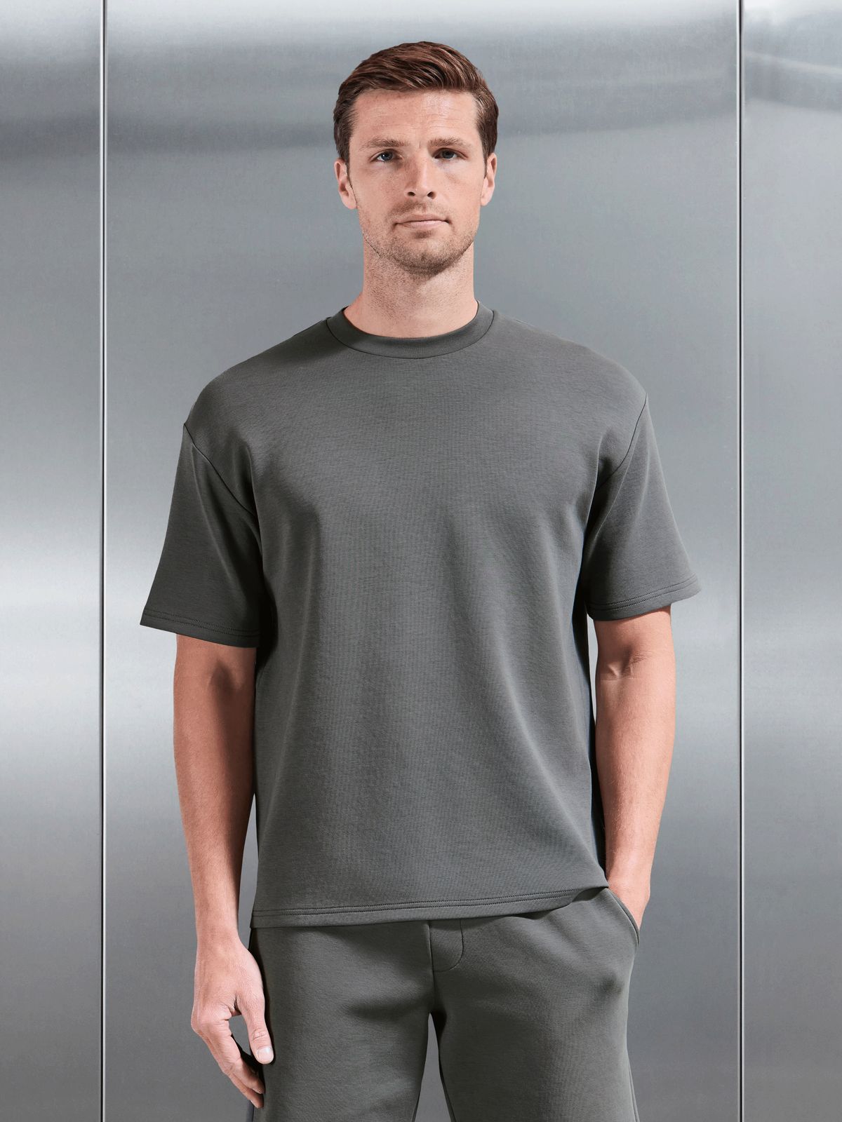 Everyday Luxe Relaxed T-Shirt in Grey