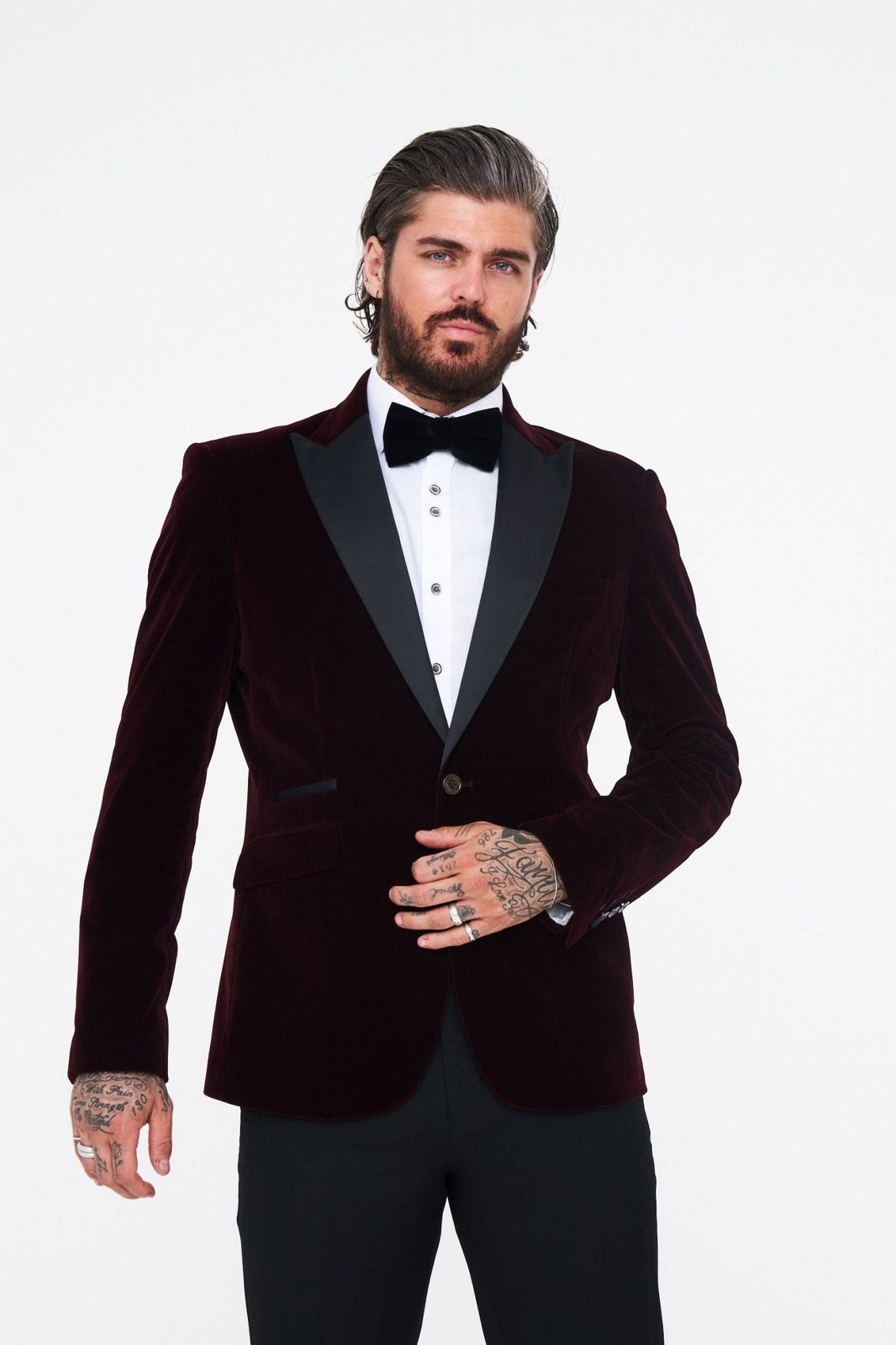 Cavani Rosa Wine Velvet Blazer