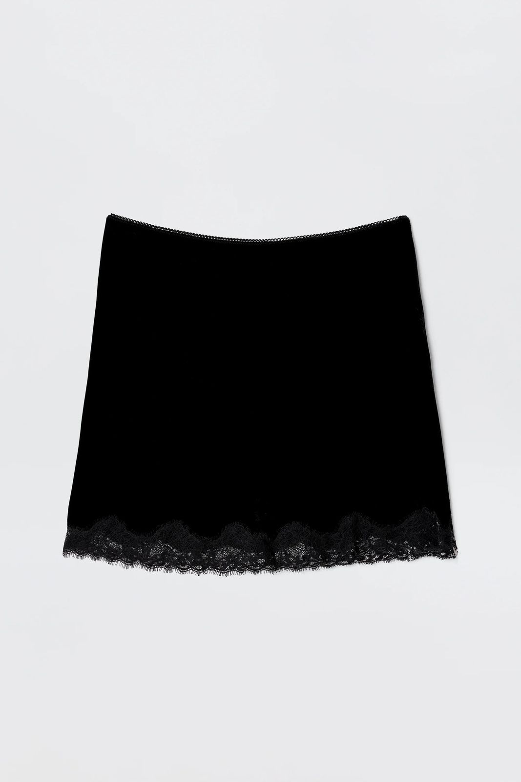 Kornelia - Black