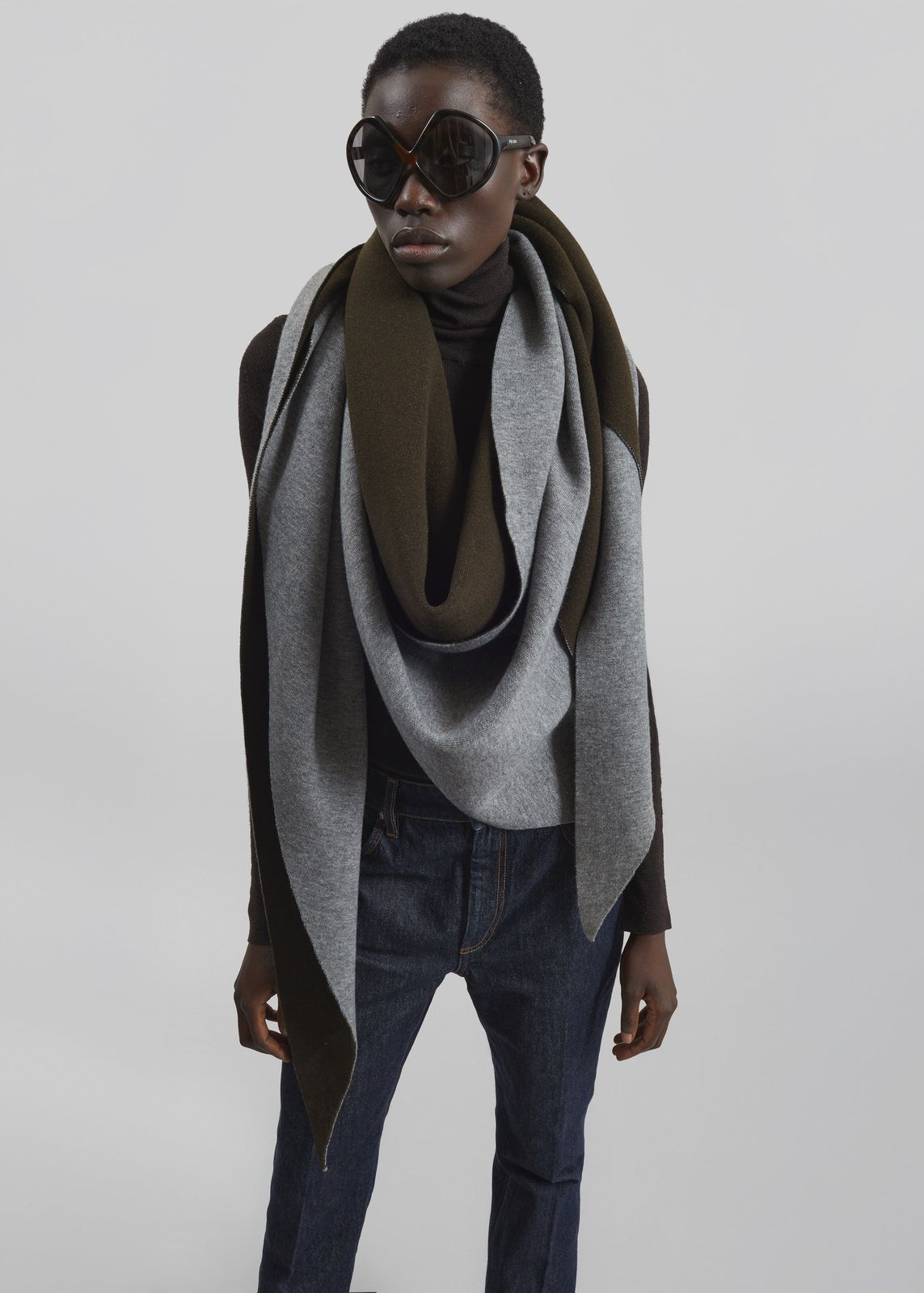 Nella Reversible Shawl - Dark Olive/Grey