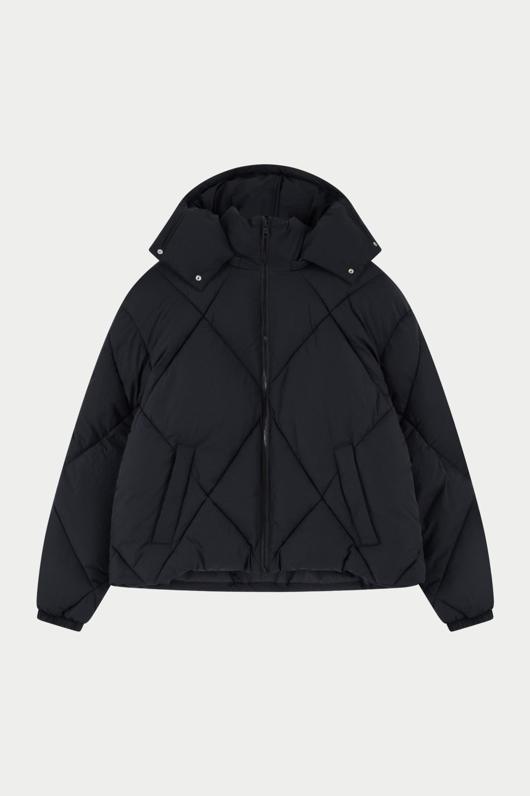 DIAMOND QUILTED PUFFER COAT - BLACK