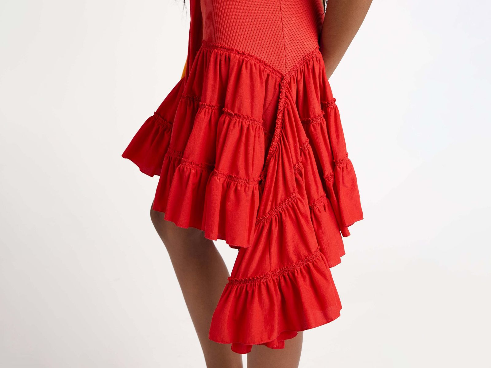 WOMENS RUFFLE SKIRT IN RED