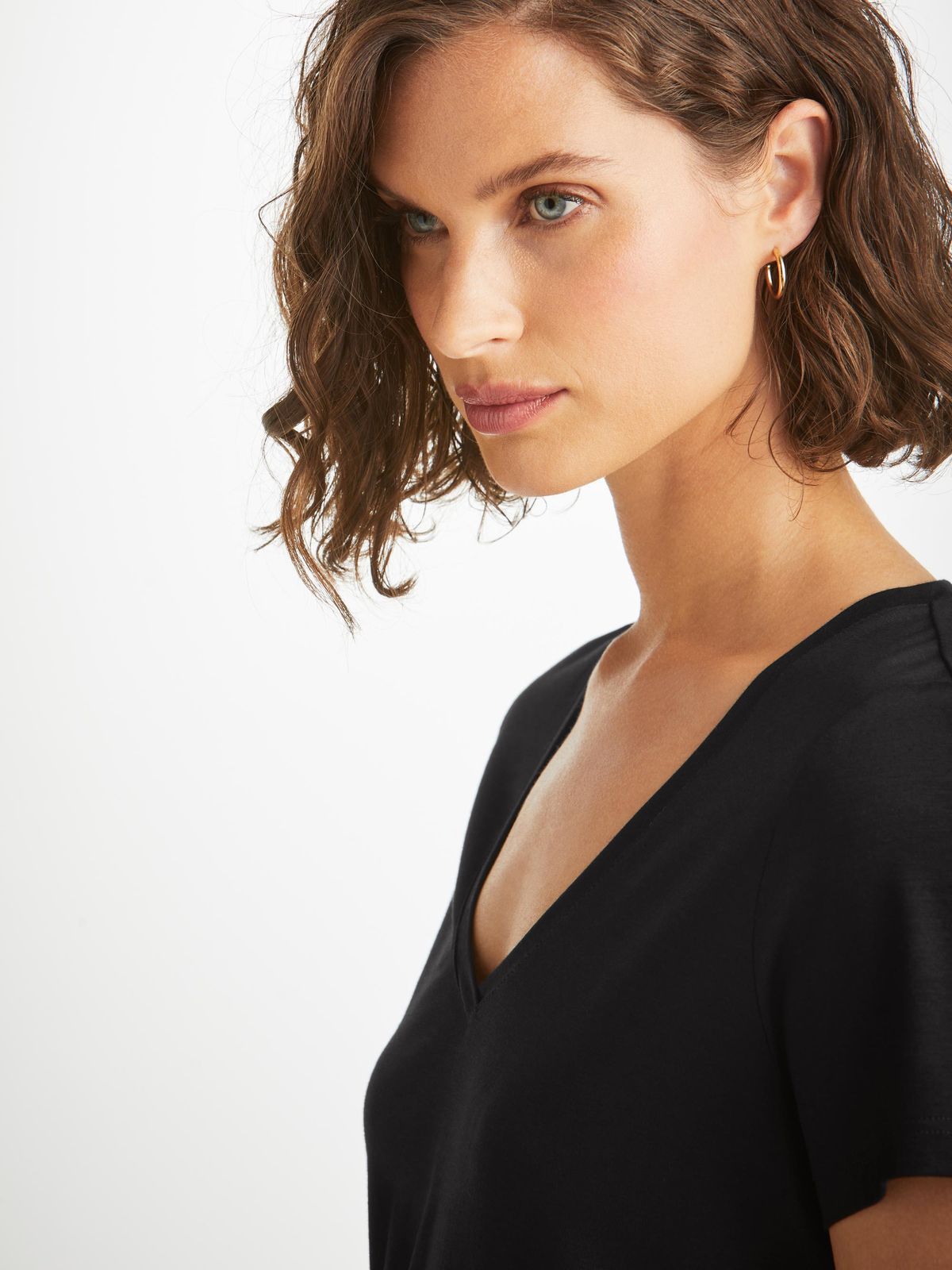 Lara Micro Modal V-Neck T-Shirt Black