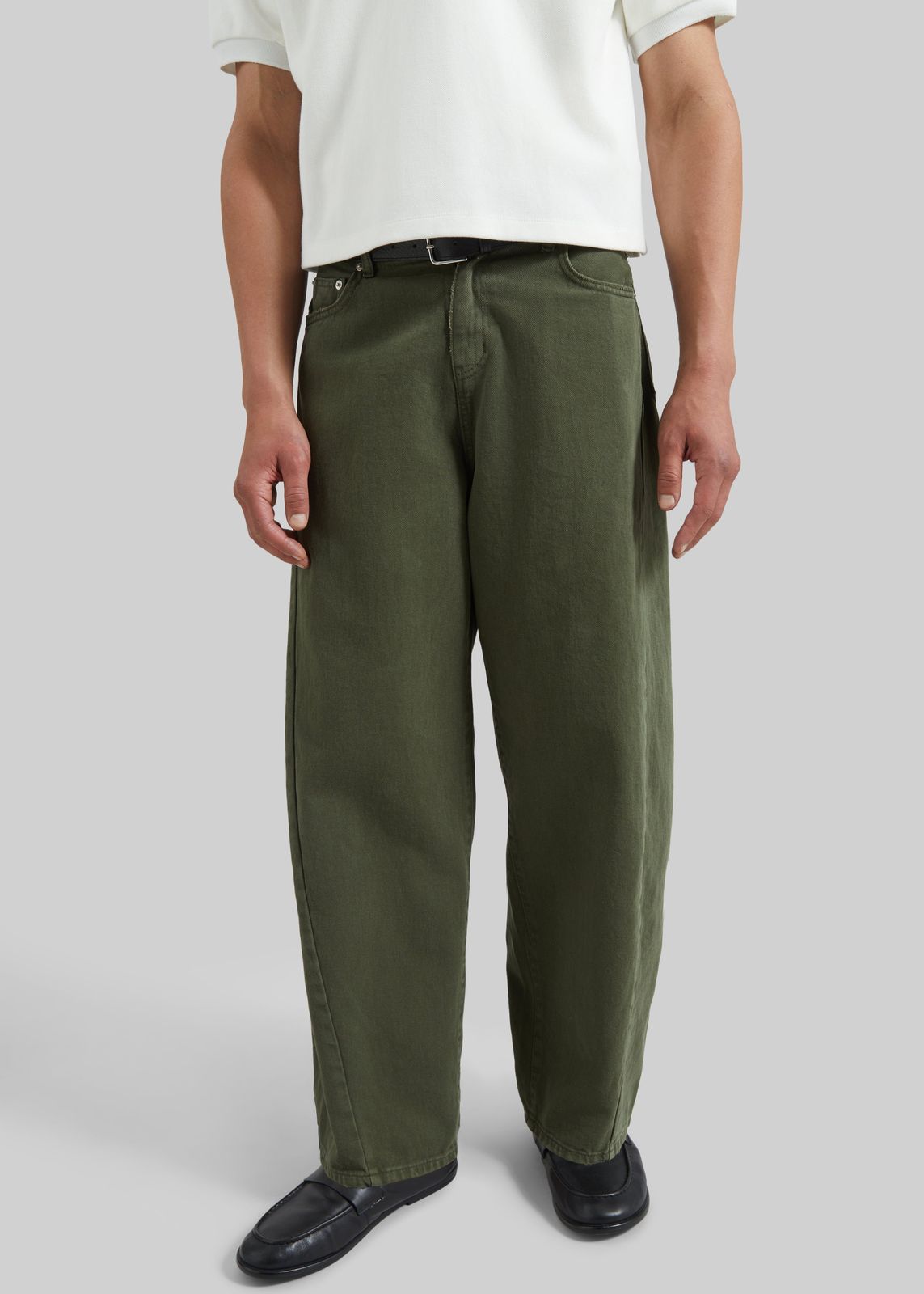 Mareil Barrel Leg Jeans - Olive