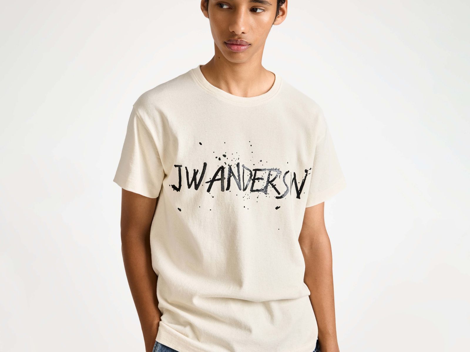 MENS CIRCULAR T-SHIRT IN ECRU